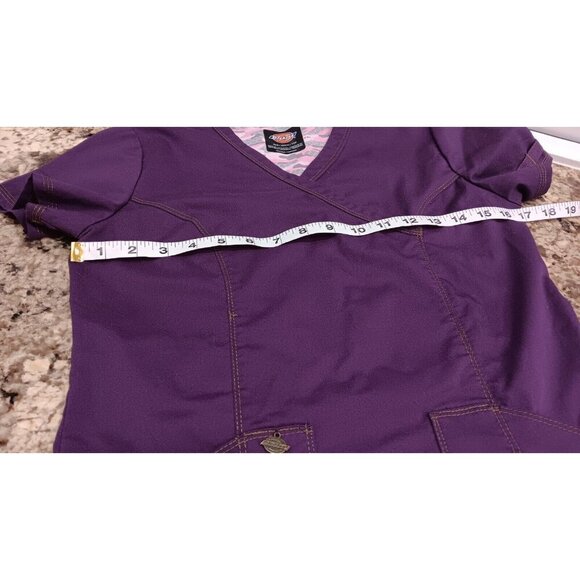 XXS Dickies Womens Scrub T-shirt Purple Scrubs V-Neck. See Photos - Picture 13 of 13